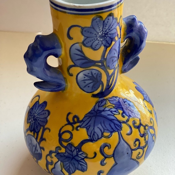 Vintage Decorative Vase China Side Handles Floral Yellow Blue - Picture 3 of 8